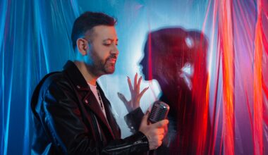 MURAT BALKAN: ŞARKIMDA POPÜLER KÜLTÜRE RUHUMU KATTIM