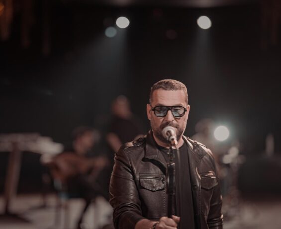 MÜZİĞİN GÜÇLÜ YORUMCUSU ÜMİT YAŞAR’DAN ”YÜRÜDÜM”